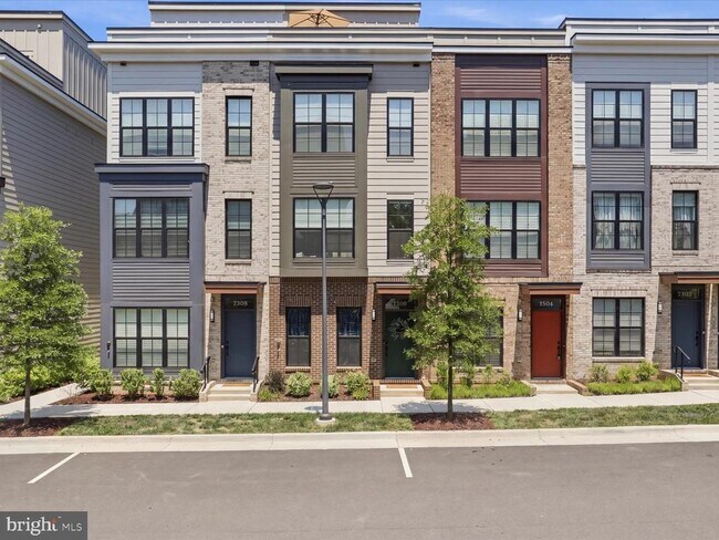 Building Photo - 7356 Blade Dr