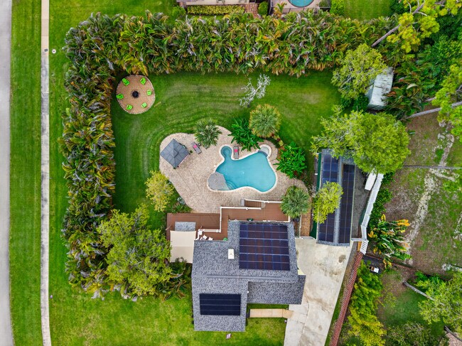 Building Photo - 13074 La Mirada Cir