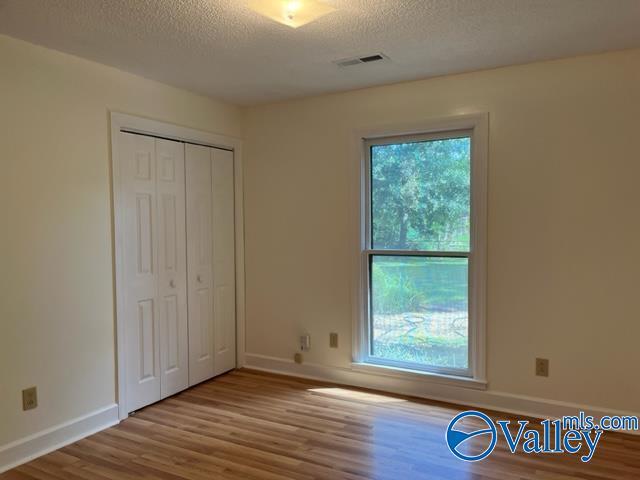 Building Photo - 2510 Hamilton Dr SE