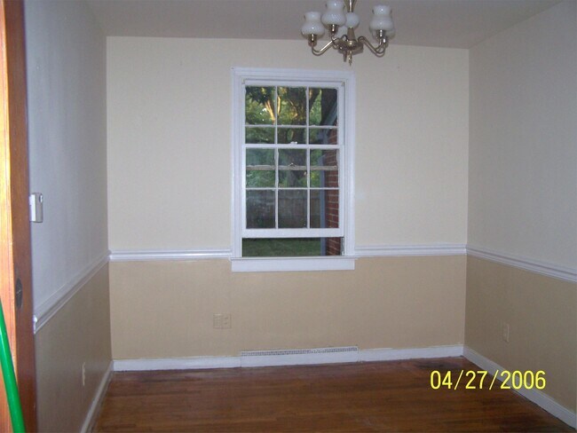Building Photo - 7512 Westfield Rd