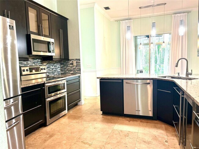 Building Photo - 10662 Crystal Springs Ct