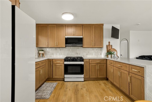 Building Photo - 23813 Catskill Ave