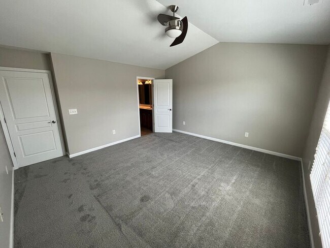 Building Photo - 8206 Yaxley Hall Dr