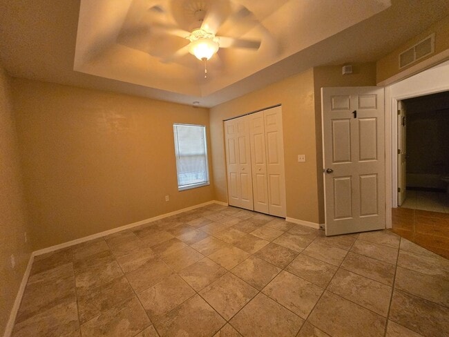 Building Photo - Charming single-story 3-bedroom, 2-bath home