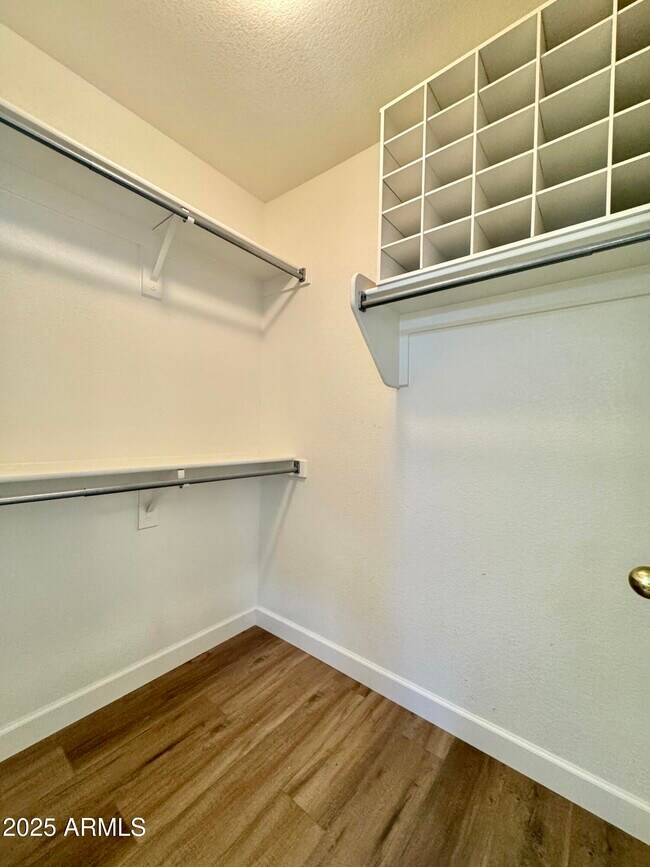 Building Photo - 9349 W Runion Dr