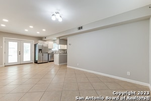Building Photo - 555 Patricia Dr