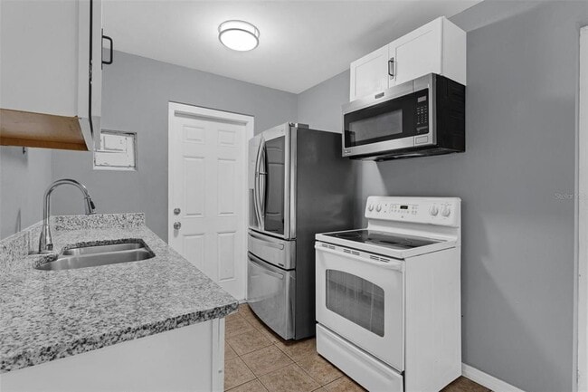 Building Photo - 1086 Hibiscus Ct