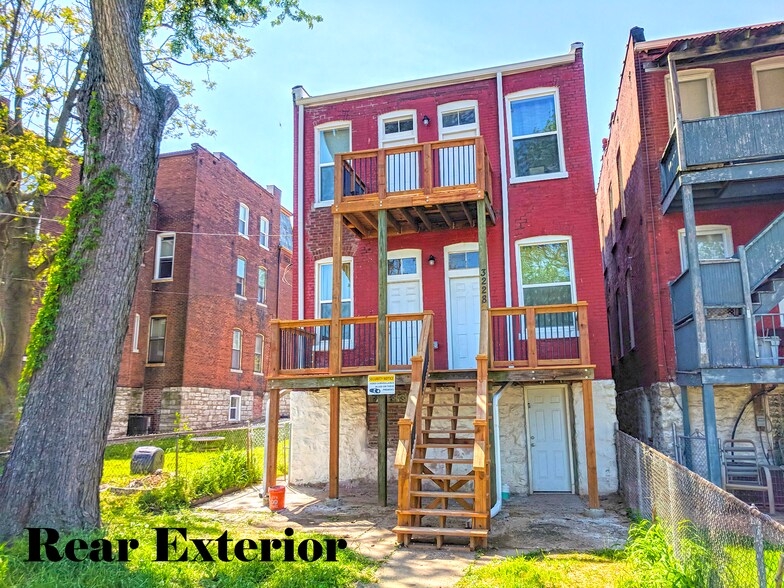 Building Photo - 3228 California Ave