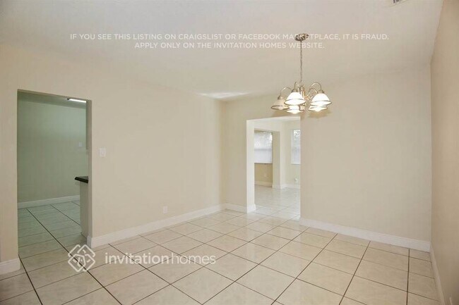 Building Photo - 781 SW 64th Terrace