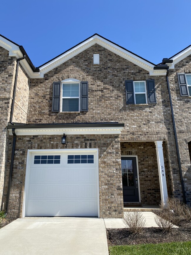 Primary Photo - 544 Becks Pl