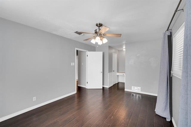 Building Photo - 202 Vanderbilt Ln