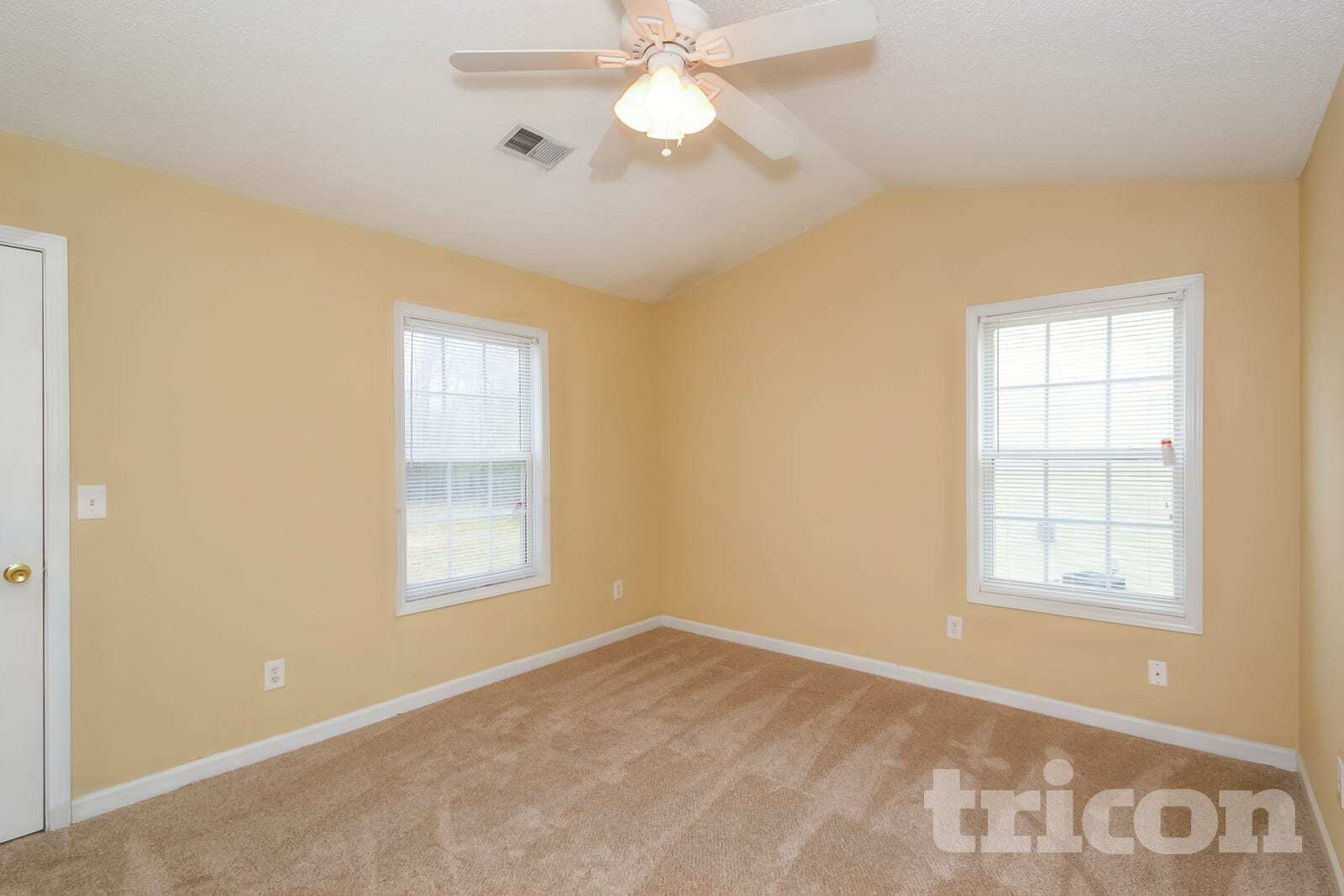 Building Photo - 500 Devcon Ln