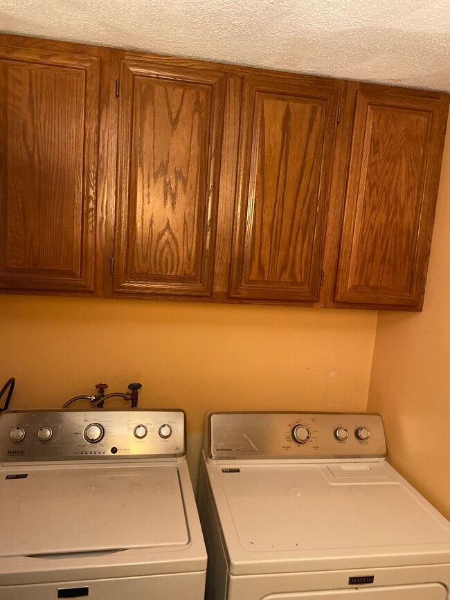 Laundry - 1008 Main St