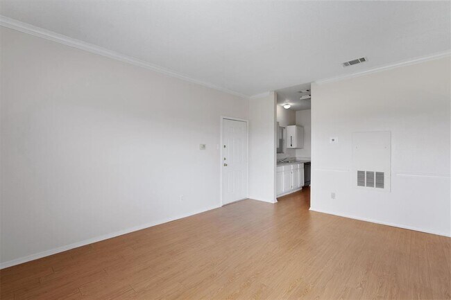 Building Photo - 12166 Metric Blvd