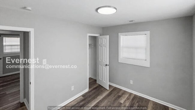 Building Photo - 1811 Union St