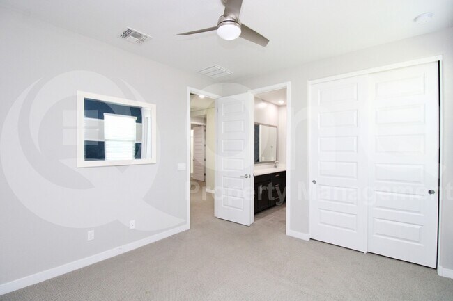 Building Photo - 1026 E Weatherby Way