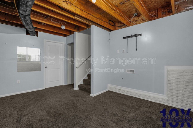 Building Photo - 109 Halcyon Dr