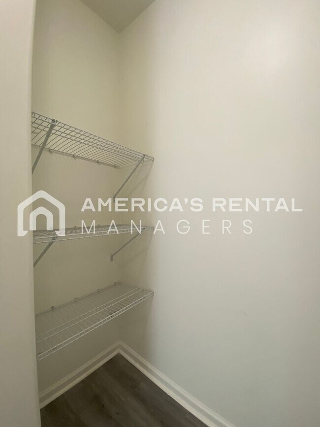 Building Photo - Home for Rent in Montgomery!!! DEPOSIT PENDING!