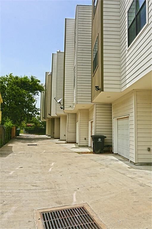 Building Photo - 4102 McKinney St