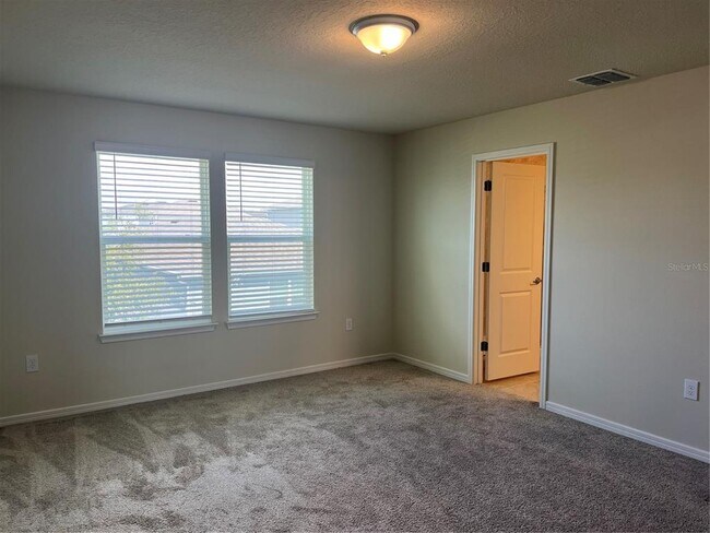 Building Photo - 2007 Alluring Ln