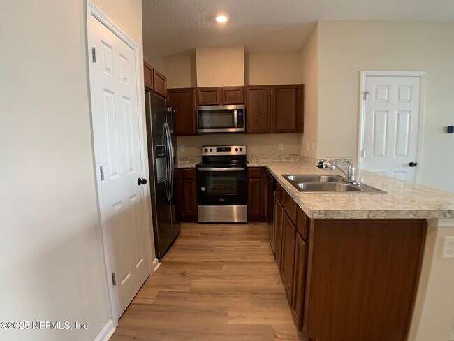 Building Photo - 7807 Merchants Way