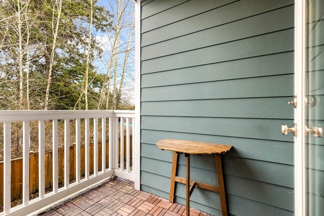 Building Photo - 14539 32nd Ave NE