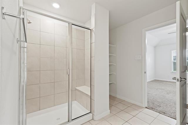 Building Photo - 704 Range Dr