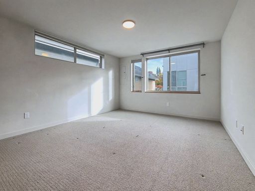 Building Photo - South Seattle 1 Bedroom + Office Townhouse...