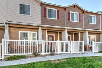 Building Photo - $1900 in Savings – Rent-Free December  // ...