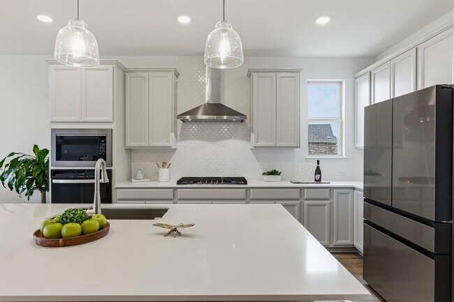 Building Photo - 6700 Cliff Rose Dr