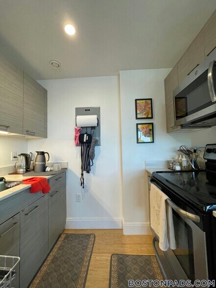 Building Photo - 40 Malvern St