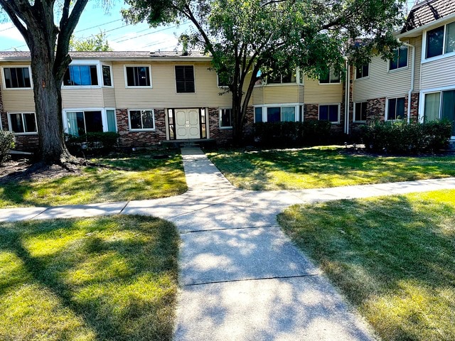 Building Photo - 3108 Roberts Dr