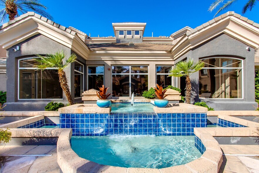 Building Photo - 4455 E Paradise Village Pky S