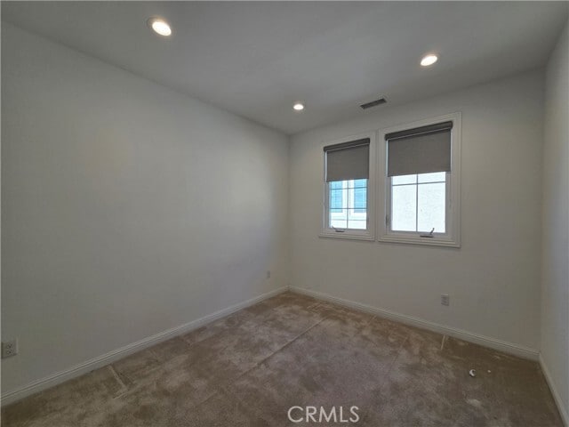 Building Photo - 20640 W Chestnut Cir