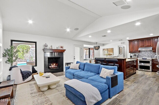 Building Photo - 1316 Hookridge Dr