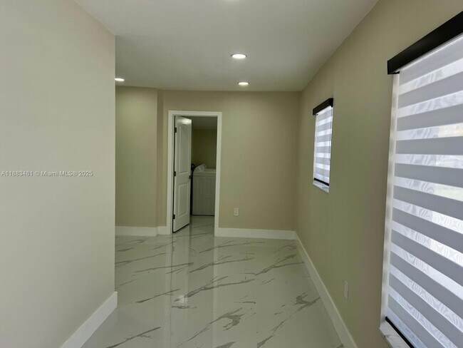 Building Photo - 11800 SW 176th St