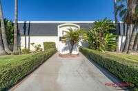 Building Photo - 1717 Lincoln Ave.