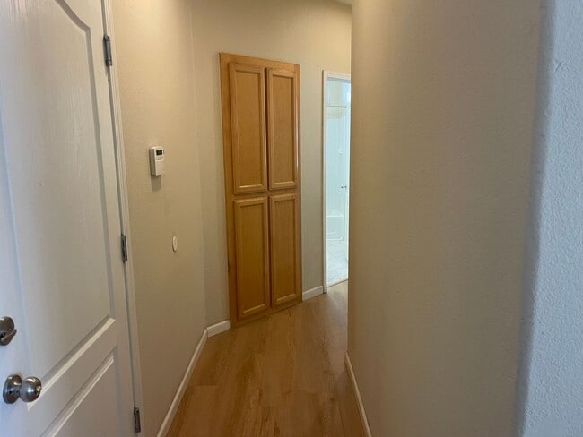 Building Photo - 2733 Sunflower Cir
