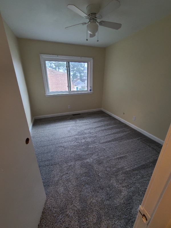 Building Photo - 8116 Tidal Rd