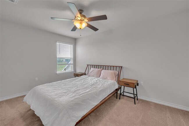 Building Photo - 11721 Coyote Call Way
