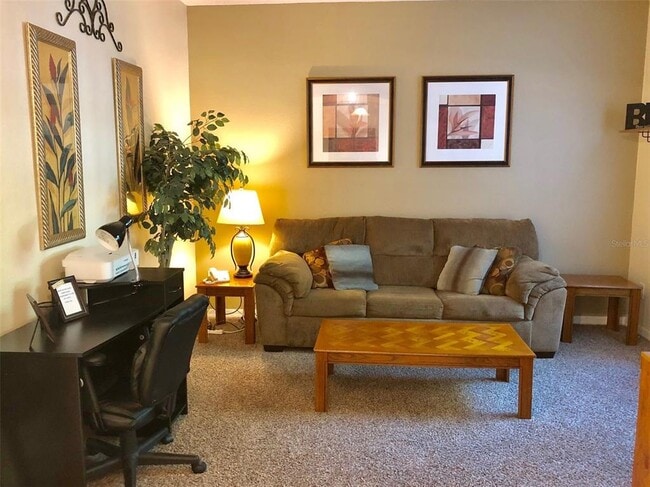 Building Photo - 655 Knollwood Dr