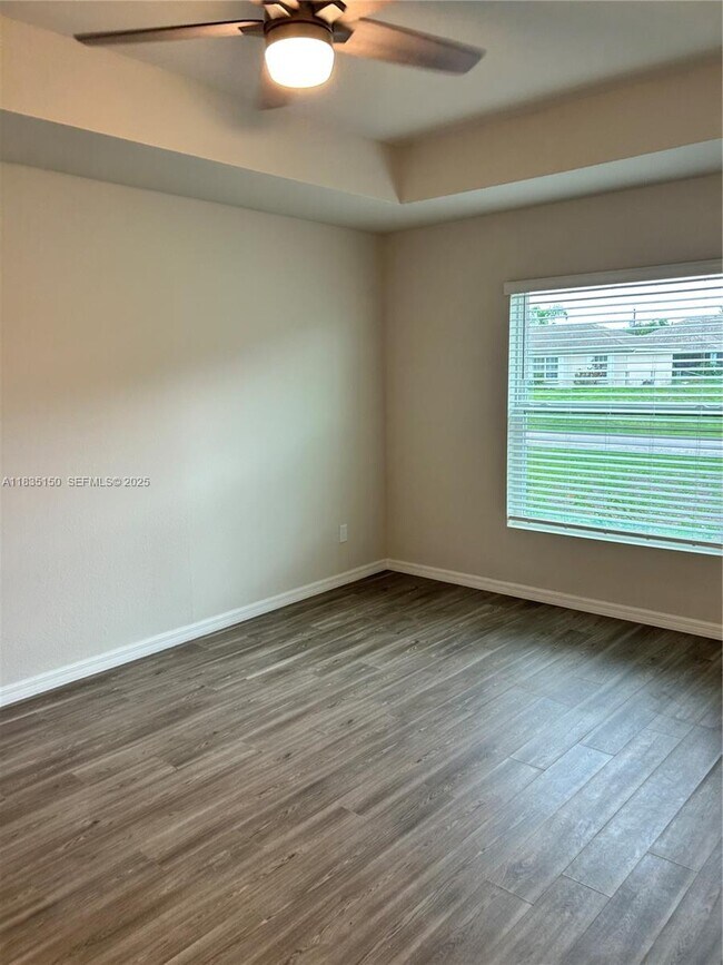 Building Photo - 3415 20th St W