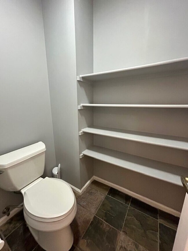 Building Photo - Charming 4-Bedroom Home Near Morse Park & ...