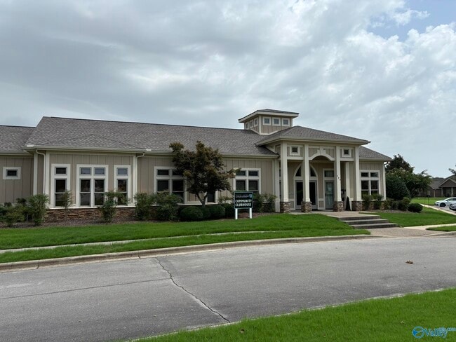 Building Photo - 127 Princewater Dr