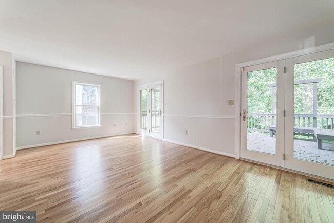 Building Photo - 7208 Burton Hill Ct