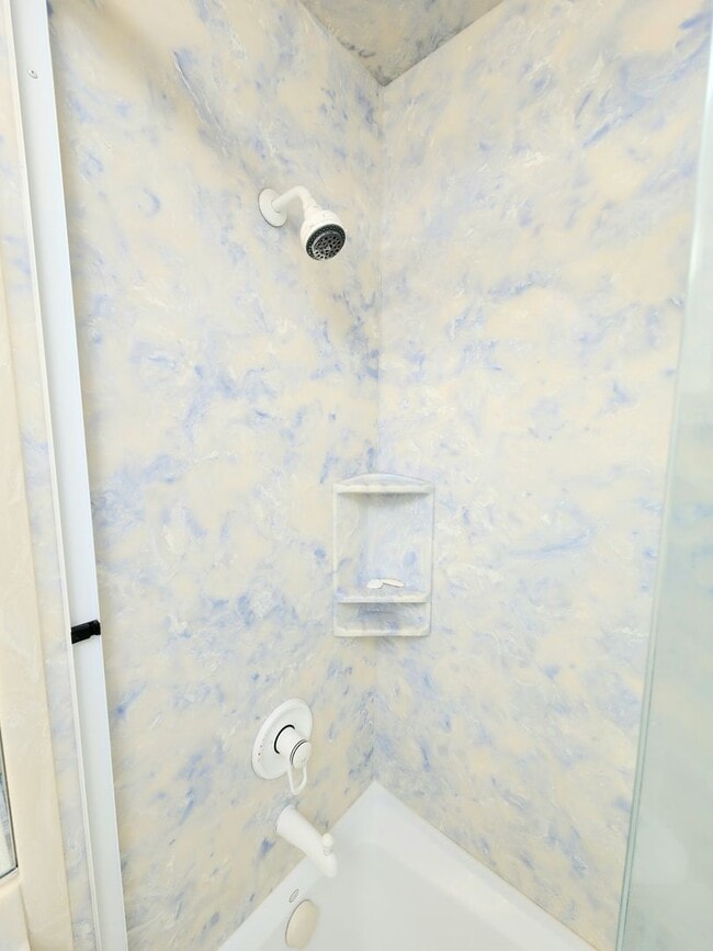 Building Photo - Lovely home in Daly City