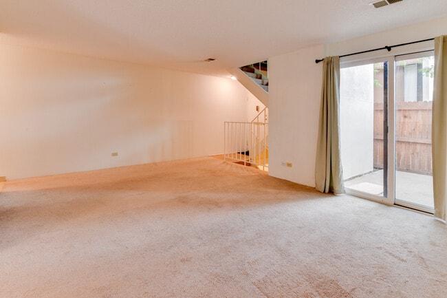 Building Photo - 2899 S Locust St