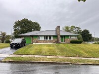 Building Photo - 75 Cardinal Ave