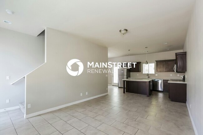 Building Photo - 3 Bedroom Pet-Friendly Home in Phoenix, AZ...