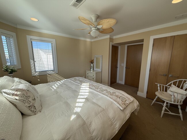 Building Photo - 103 S Andover Ave